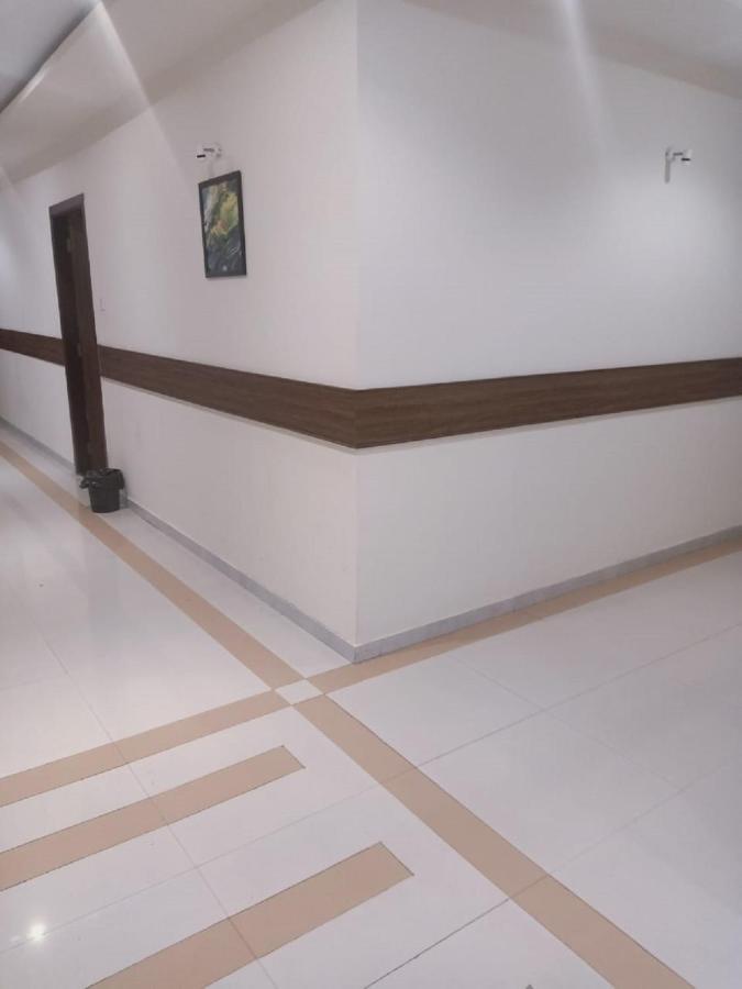 Hotel Bkc Garden - Near Us Embassy Bkc Mumbai Exteriör bild